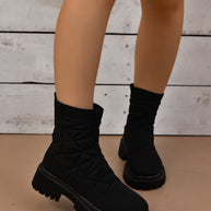 WW | Zeitlose und unterstützende orthopädische Stiefel.