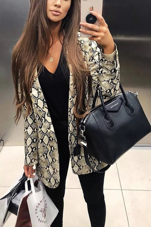 WW | Charmer Schlangenmuster Revers Lose Blazer