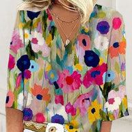 WW | Farbenfrohe Blumenbluse In Lockerer Passform mit V-Ausschnitt