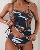 Navy blau