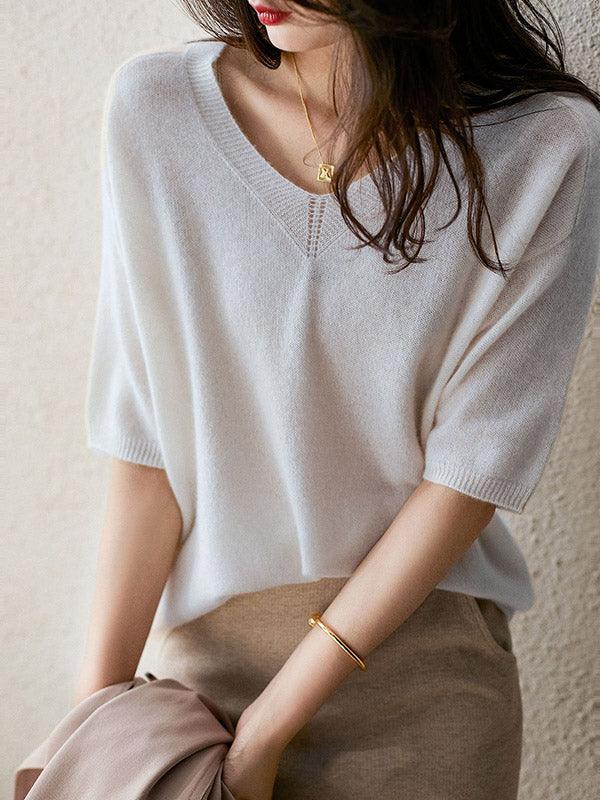 WW | Luxurious soft cashmere V-neck sweater for women