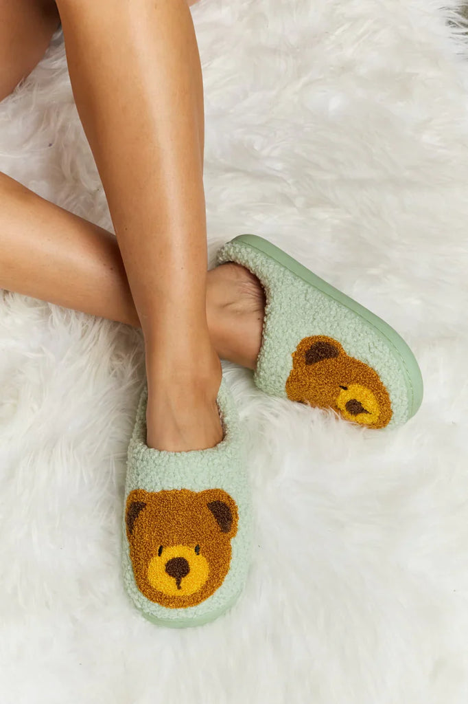 WOLFF | Stilvolle Winter Chic Teddybear Print Slide Slippers Für Frauen