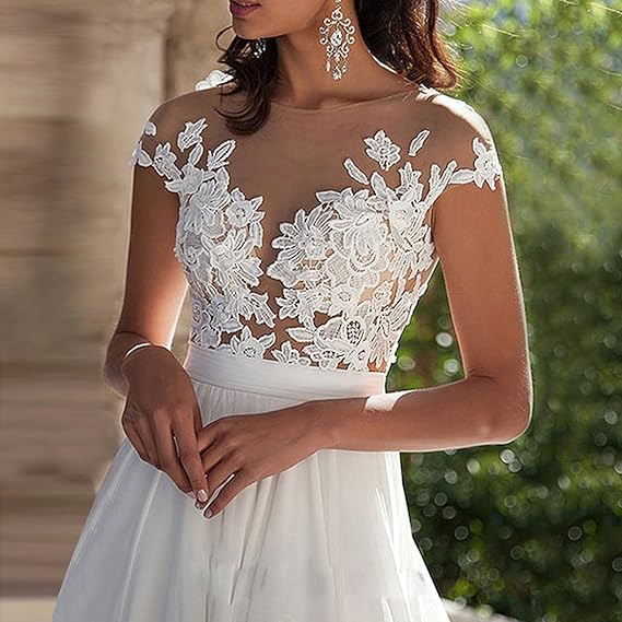 Damen Abendkleid aus Spitze mit floraler Verzierung, Beinschlitz und transparentem Rücken