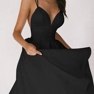 WW | Schlagkleid mit V Ausschnitt