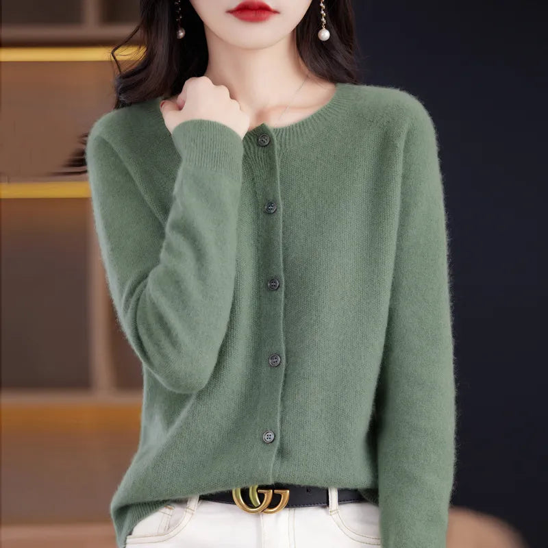 WW | Klassische Wollstrickjacke