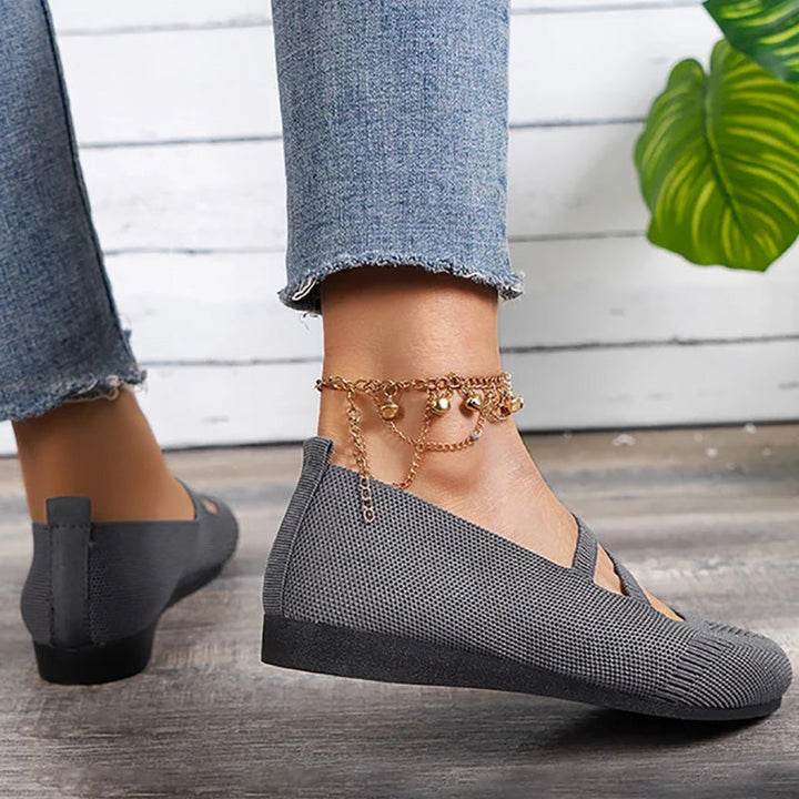 W&W Mode | Flache Slipper Mit Riemen Über Dem Spann Und Flacher Sohle Für Damen