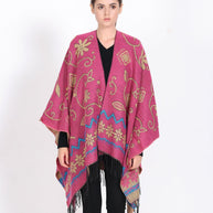Damen eleganter Poncho mit frischem floralem Design und fransigen Kanten WW