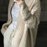 WW | Strickjacke mit hohem Halsausschnitt