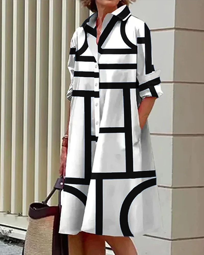 WW | Kleid mit Taschen und Geometrischem Aufdruck