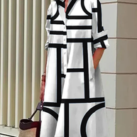 WW | Kleid mit Taschen und Geometrischem Aufdruck