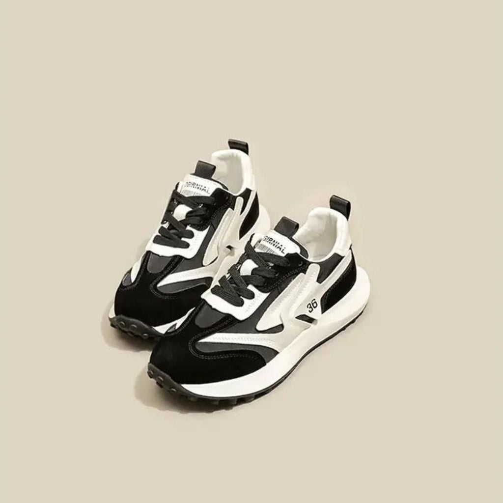 WW | Modische Chunky Sneaker Mit Kontrastierenden Texturen
