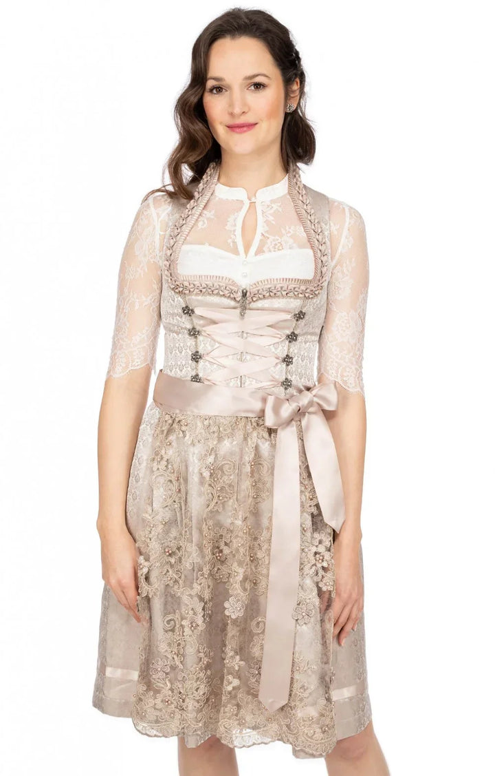 Oktoberfest-Outfit mit traditionellem Stil