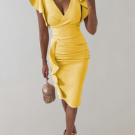 WW | Hoch tailliertes Kleid mit Flair-Detail und gepufften Miniärmeln