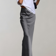 WW - Elegante Satin Schwarz Trompete