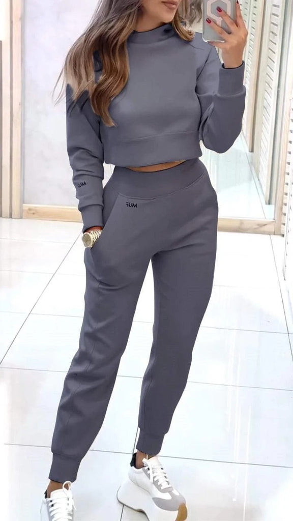 WW | Sportlicher Damenpullover Mit Stehkragen Und Slim Fit Hose Mit Taschen
