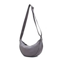 Halbmond-Crossbody-Tasche