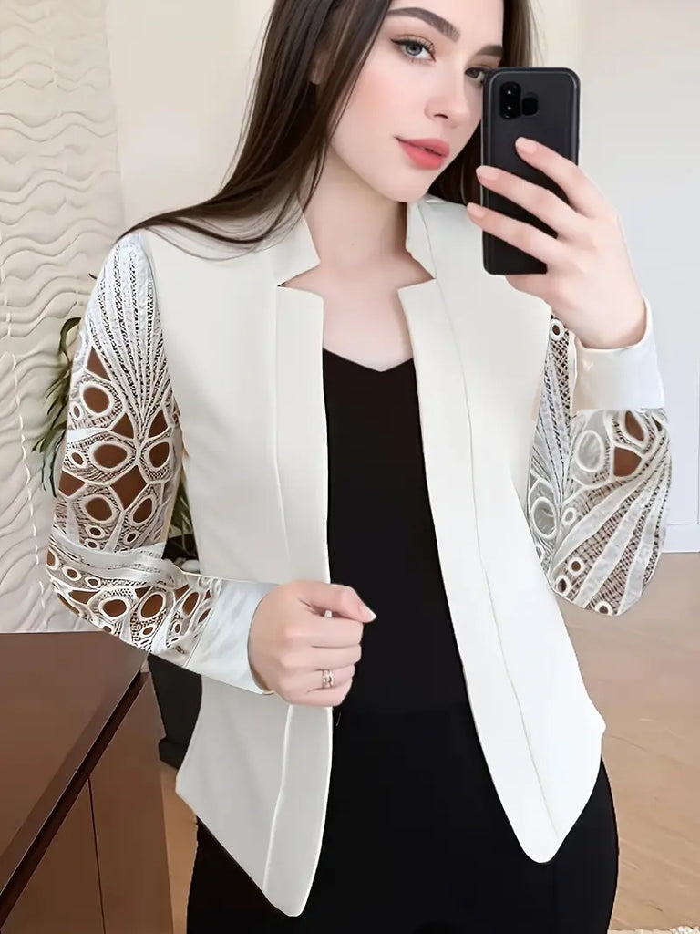 Blazer mit kontrastierender Spitze