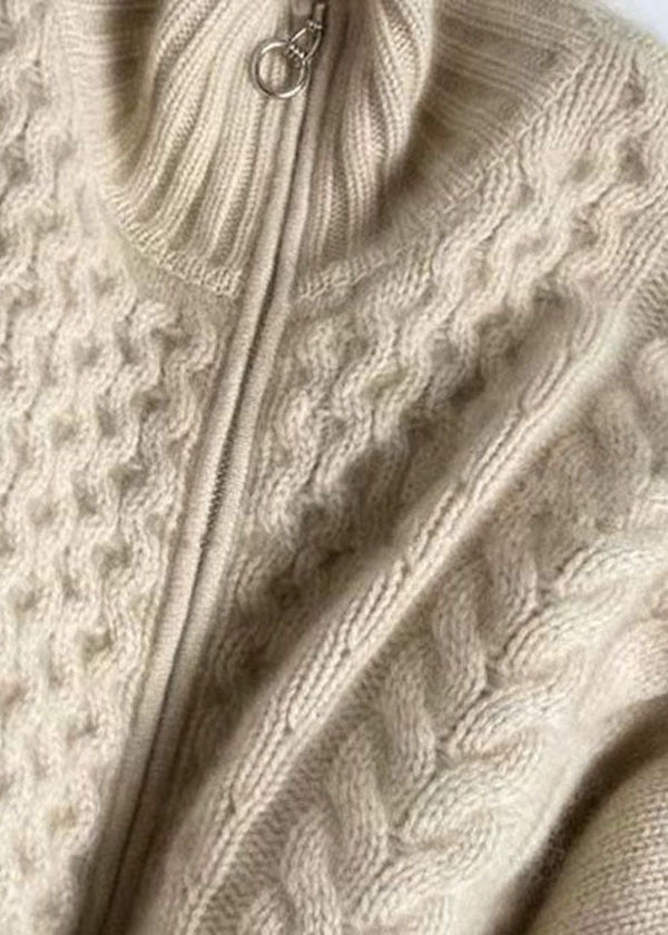 WW | Strickjacke mit hohem Halsausschnitt