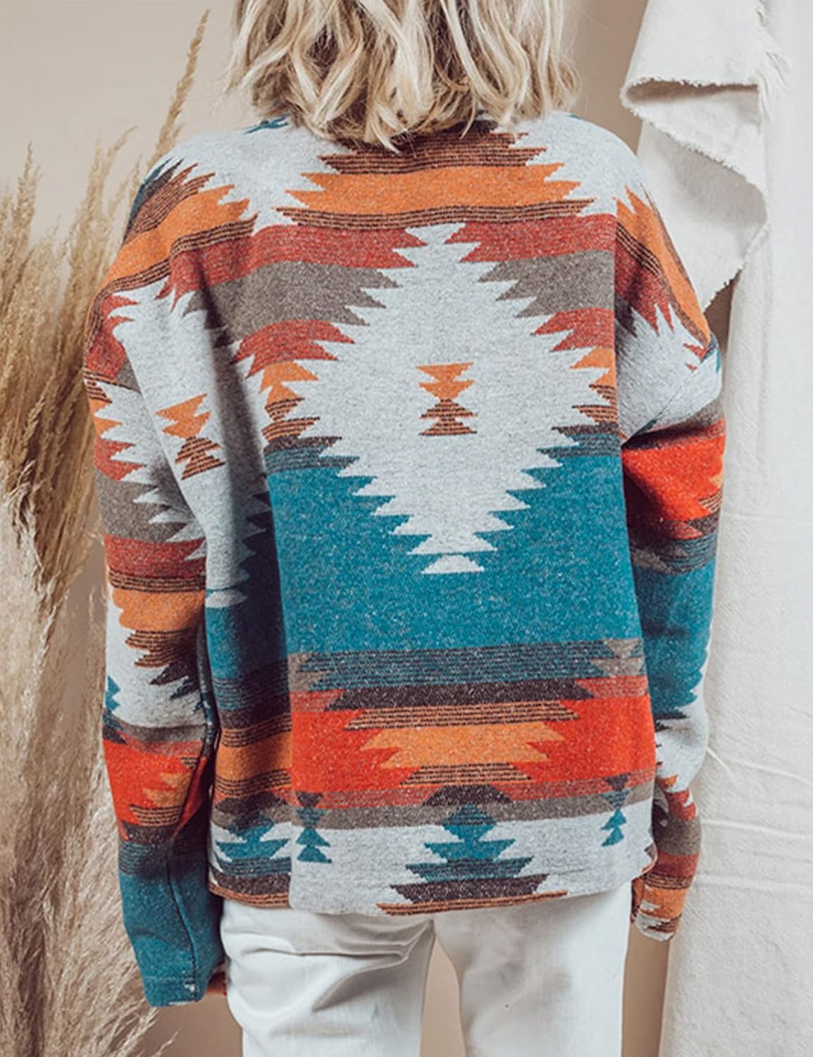 – Gewebte Jacke mit bedrucktem Kragen