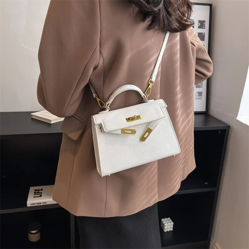 WW | Zeitlose Und Klassische Handtasche Mit Riemen