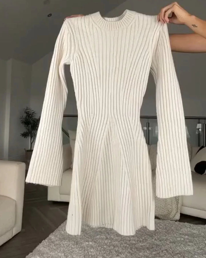 W&W Mode - Elegante Strickkleid mit Rollkragen