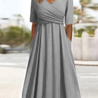 WW | Kurzärmliges Blaues Crossover-Kleid