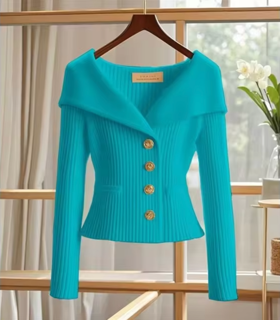 WW | Gestrickte Kurze Strickjacke