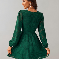 WW | V-ausschnitt Minikleid
