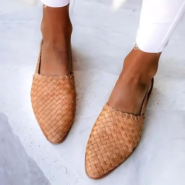 WW | Handgefertigte Gewebte Sandalen