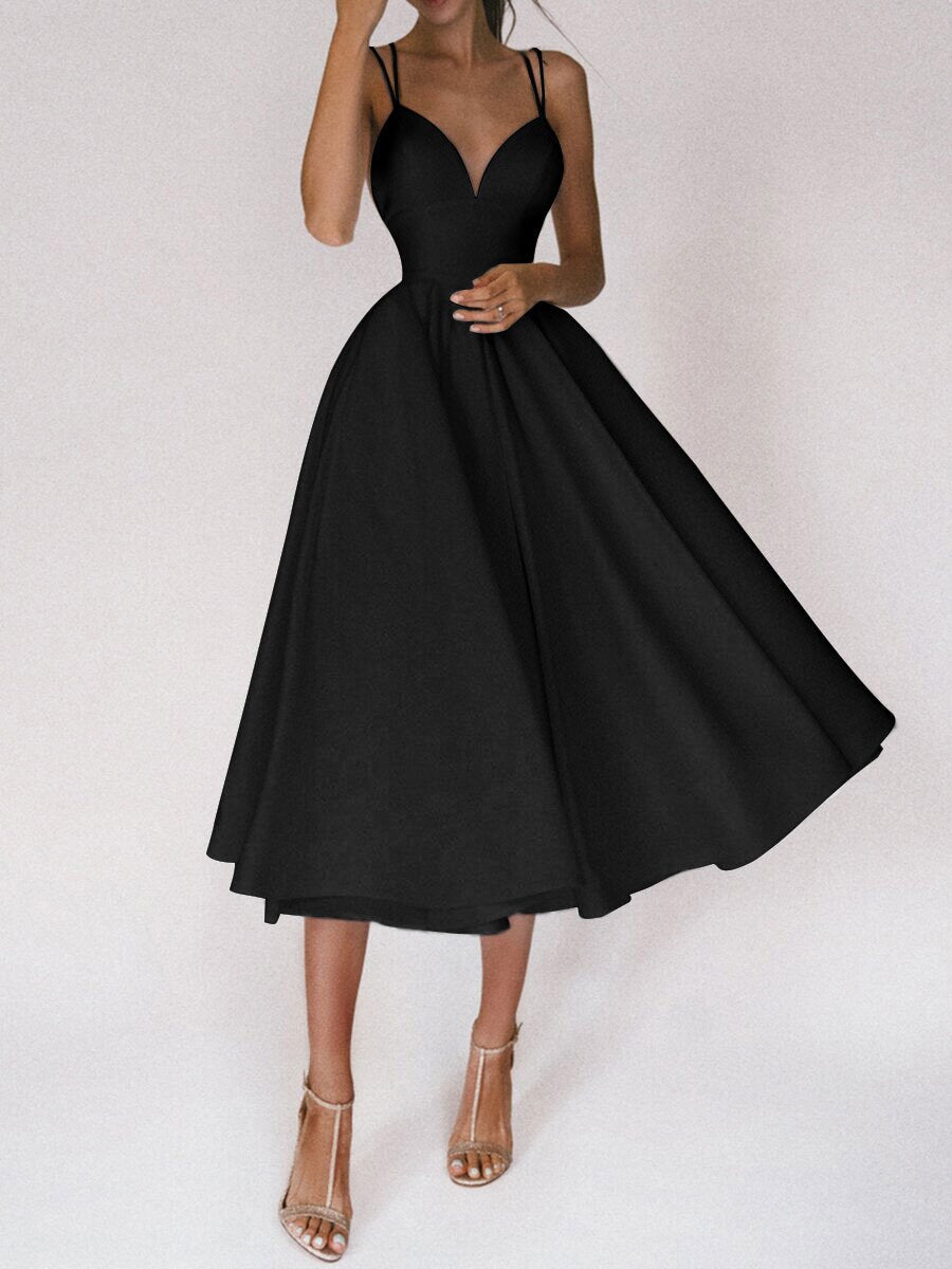 W&W Mode Grace | Das elegante Trägerkleid mit V-Ausschnitt