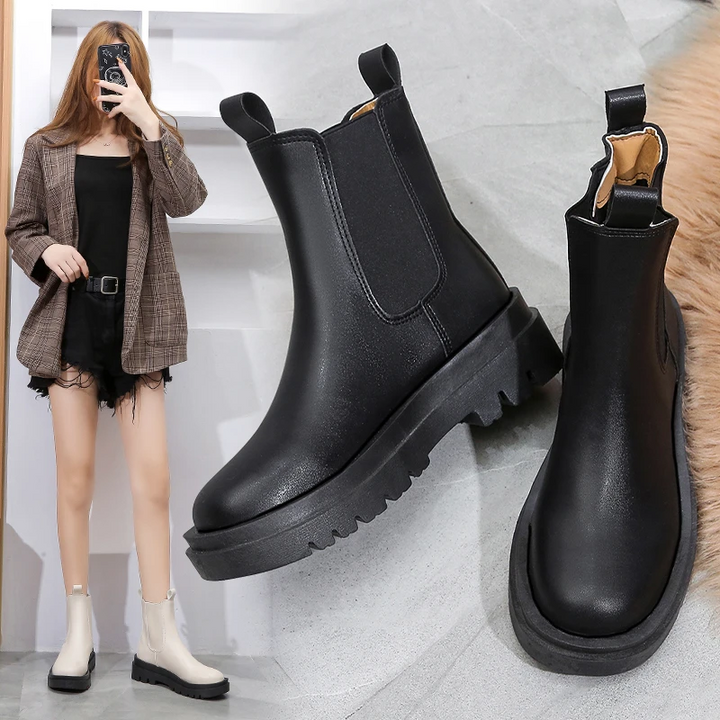 W&W Mode | Damen Chelsea Boots mit Elastischen Seiten und Zugschlaufen