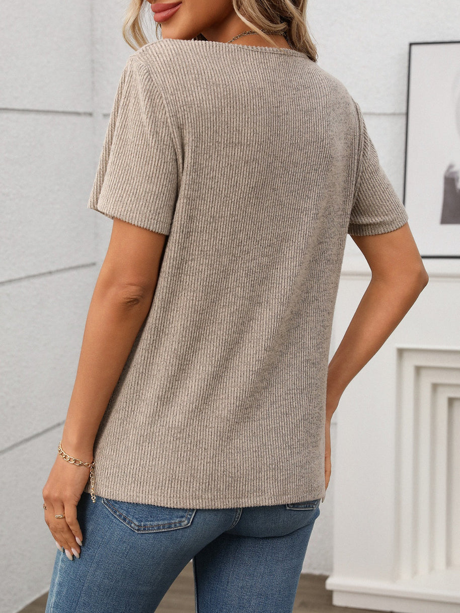 WW | Geripptes V-Ausschnitt Kurzarm T-Shirt