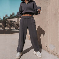 WW | teil sportlicher cropped Sweatshirt mit Jogginghose - Damen Pullover Tracksuit mit Reißverschluss und elastischem Bund