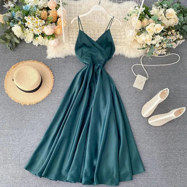 WW | Goddess Ankle Binding Taille Kleid
