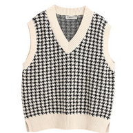 STRICKPULLOVER-WESTE