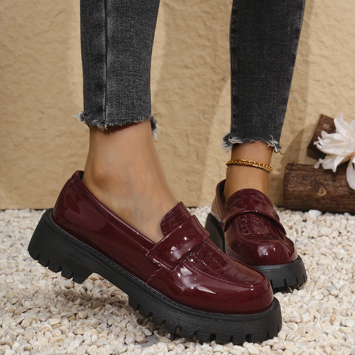 WW | Women moccasins with thick sole