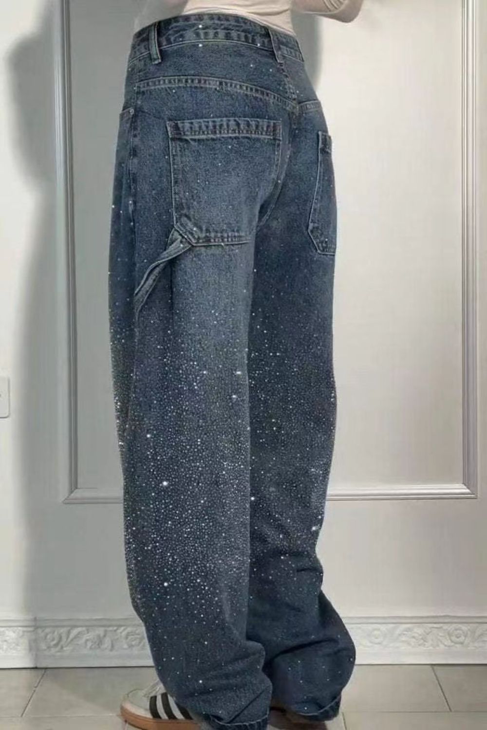 W&W Mode | Damen Gewaschene Jeans Mit Strassdetails Im Weiten Schnitt