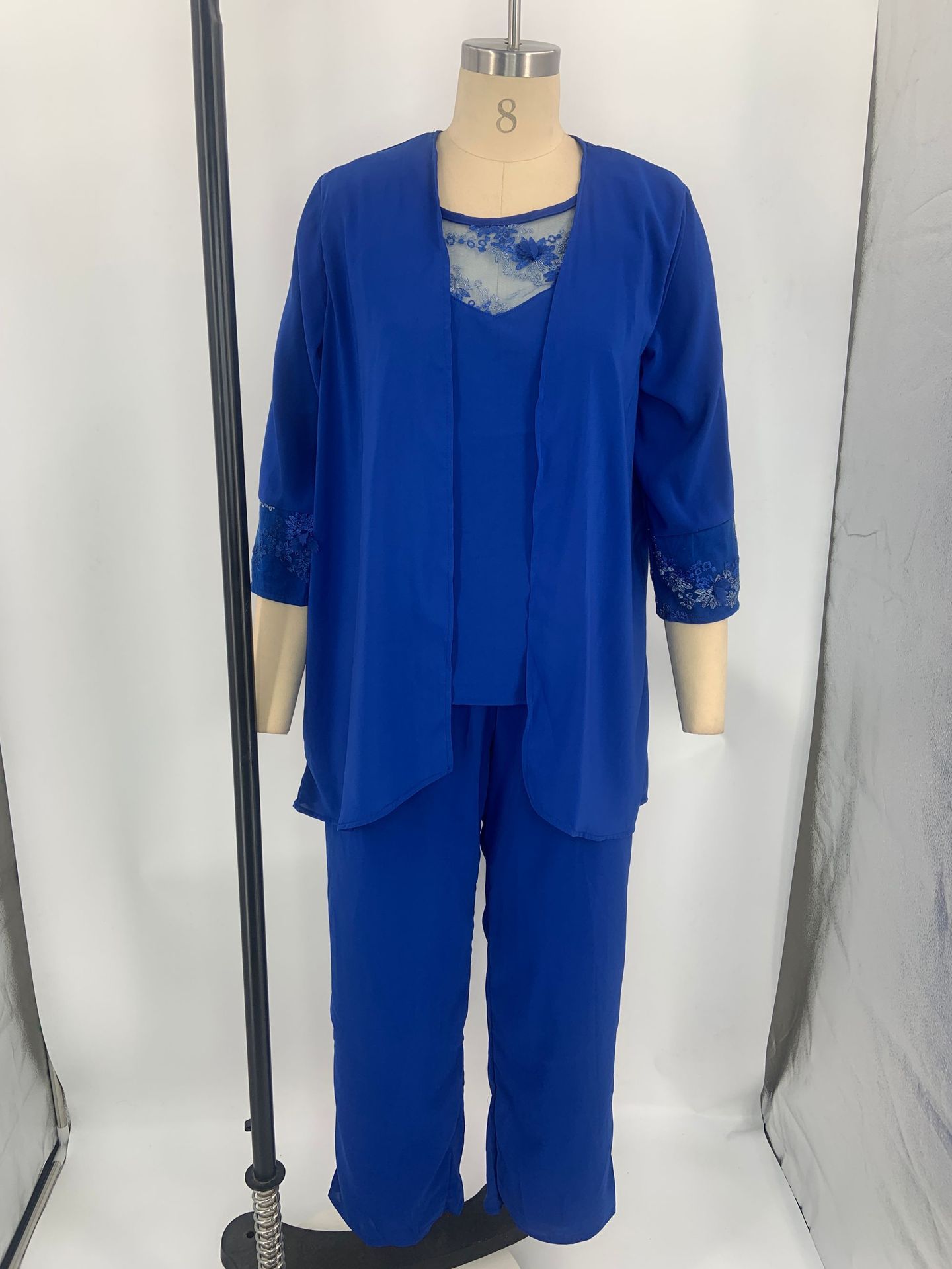 WW | Elegantes Dreiteiliges Strickjacken Set