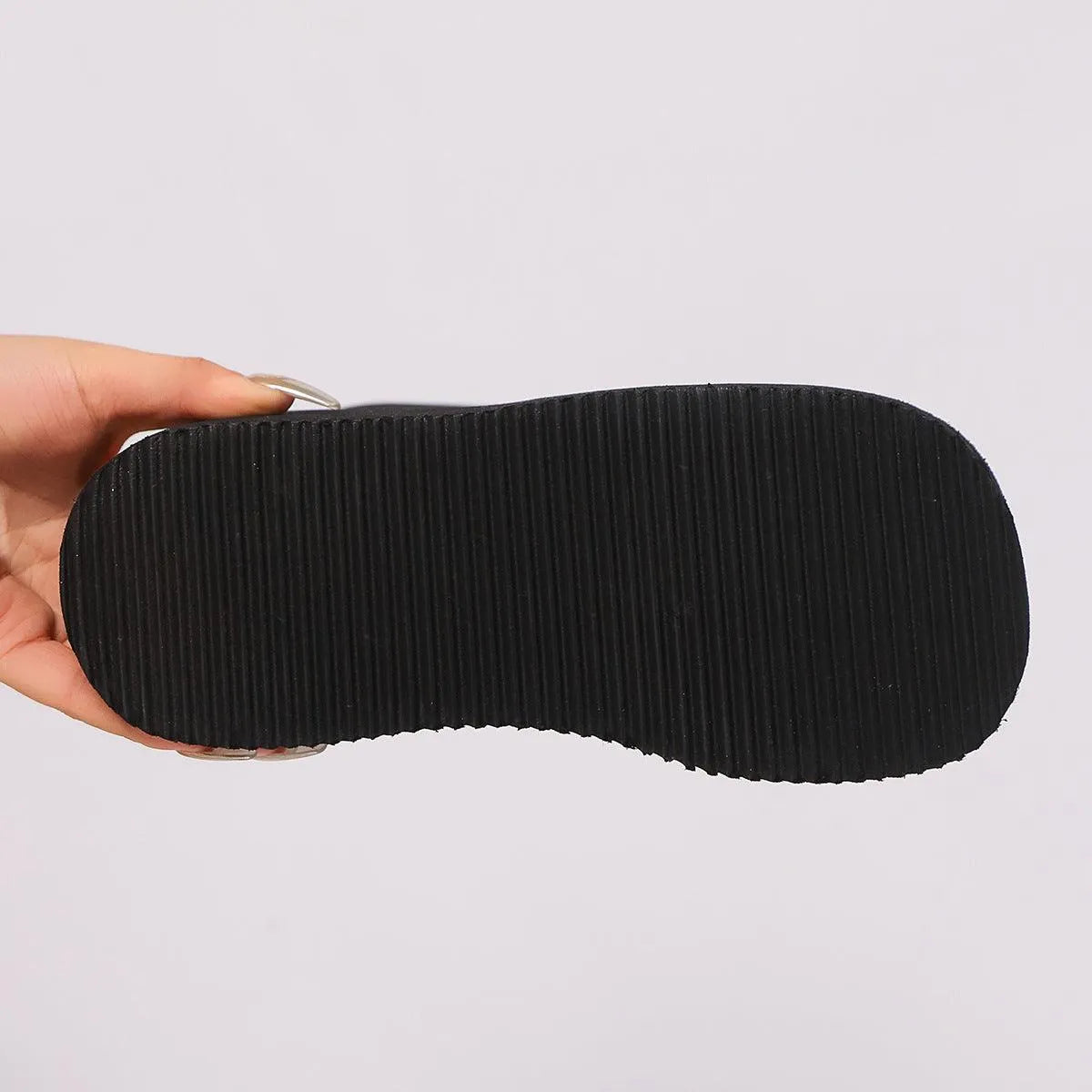 WW | Keil- und Plateau-Stiefeletten