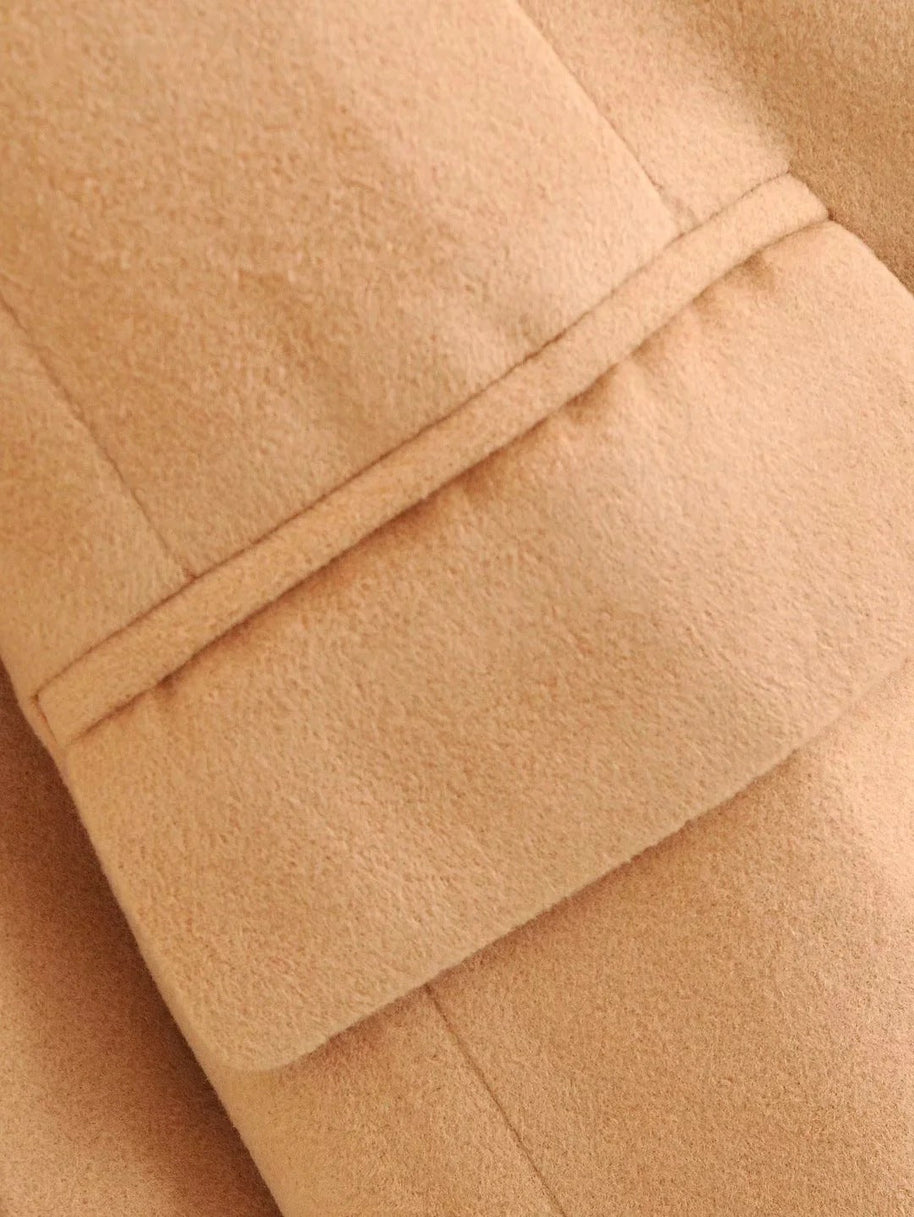 WW | Zweireihige Jacke mit Kapuze