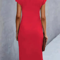WW | Stilvolles Schmales Kleid Mit Rundhalsausschnitt