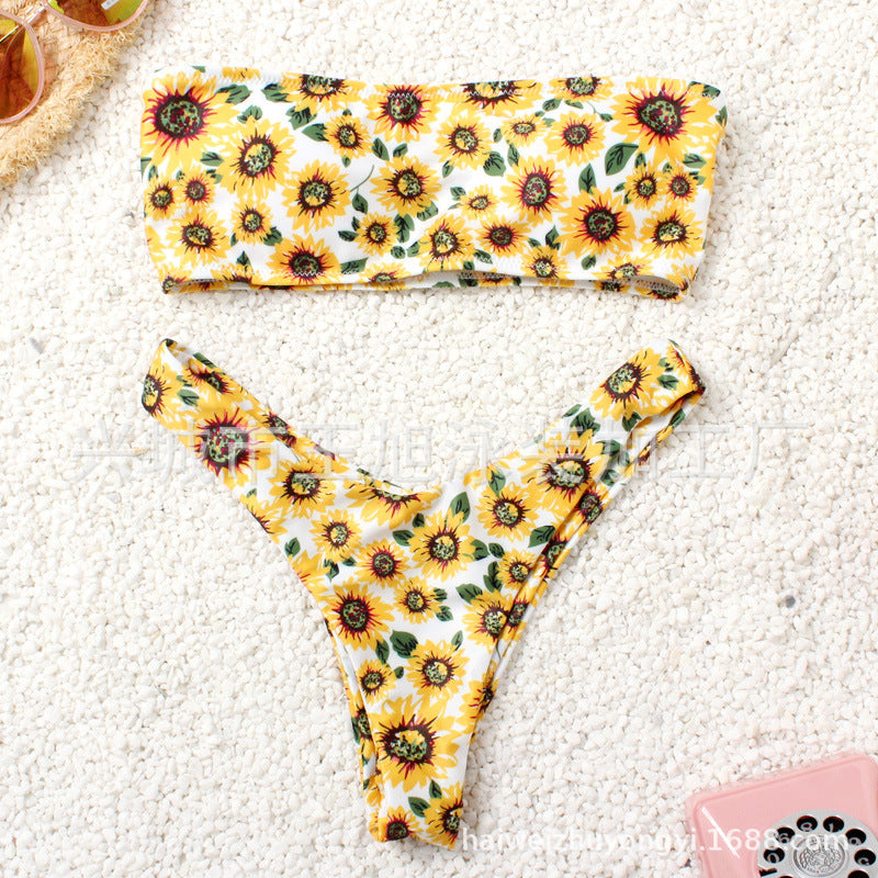 Damen Bikini-Set mit bandeau Oberteil und hoher Beinausschnitt WW