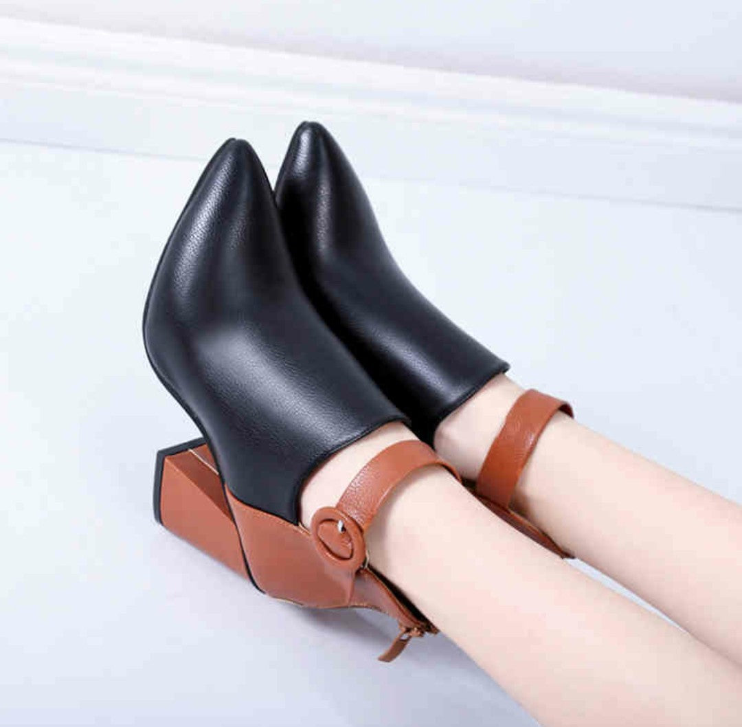 Damen Stiefeletten mit modischem Blockabsatz und geflochtenem Riemendesign WW