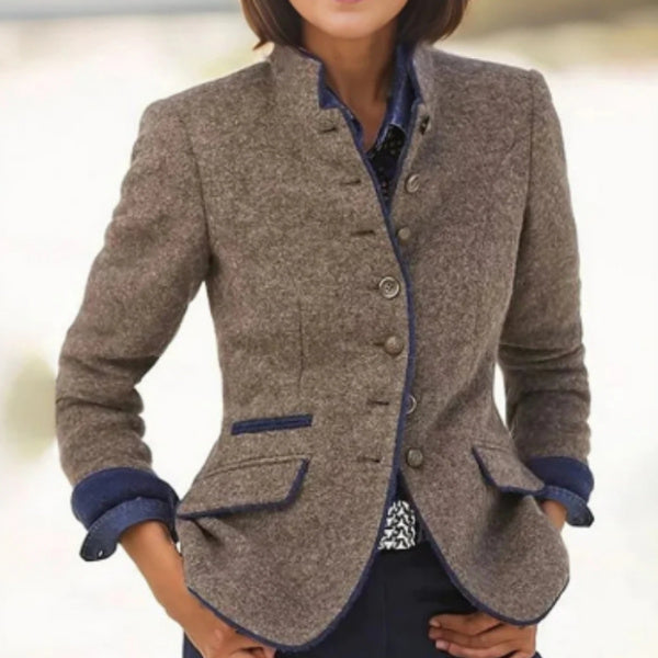 W&W Mode | Mehrknopf Damenjacke Aus Wolle Mit Farbkombination