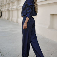 WW | Teil Blazer und Hose - gestreifter Cropped Blazer und weite Hose mit hoher Taille