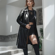 WW | Kunstleder-Trenchcoat mit Gürtel