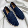 Marineblau