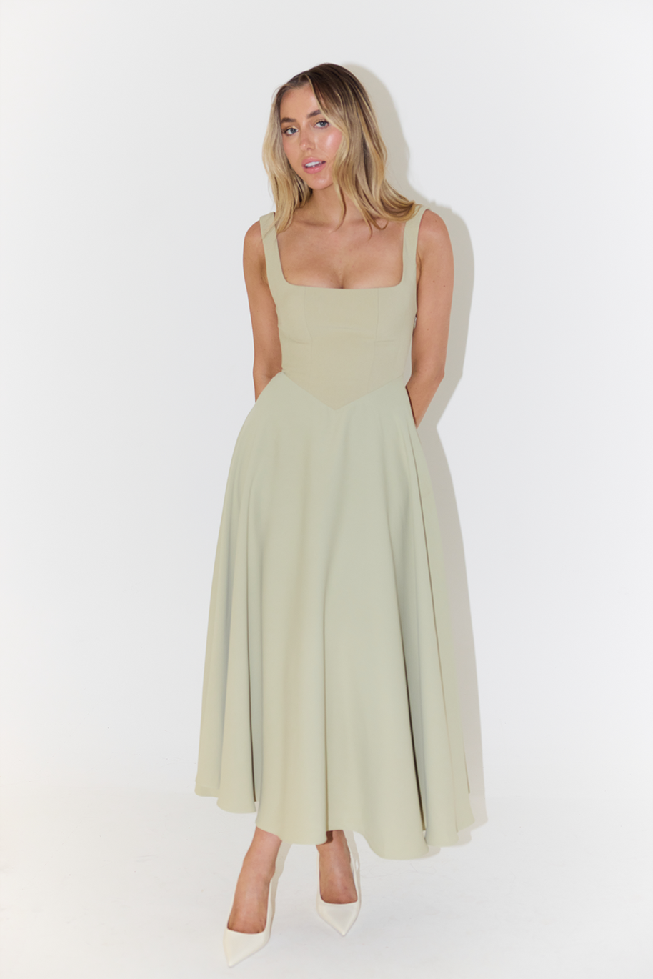 WW | Midikleid mit quadratischer Ausschnitt