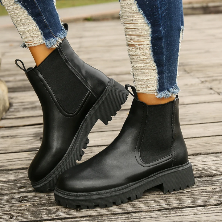 W&W Mode | Damen Chelsea Boots aus Leder mit Zugschlaufen