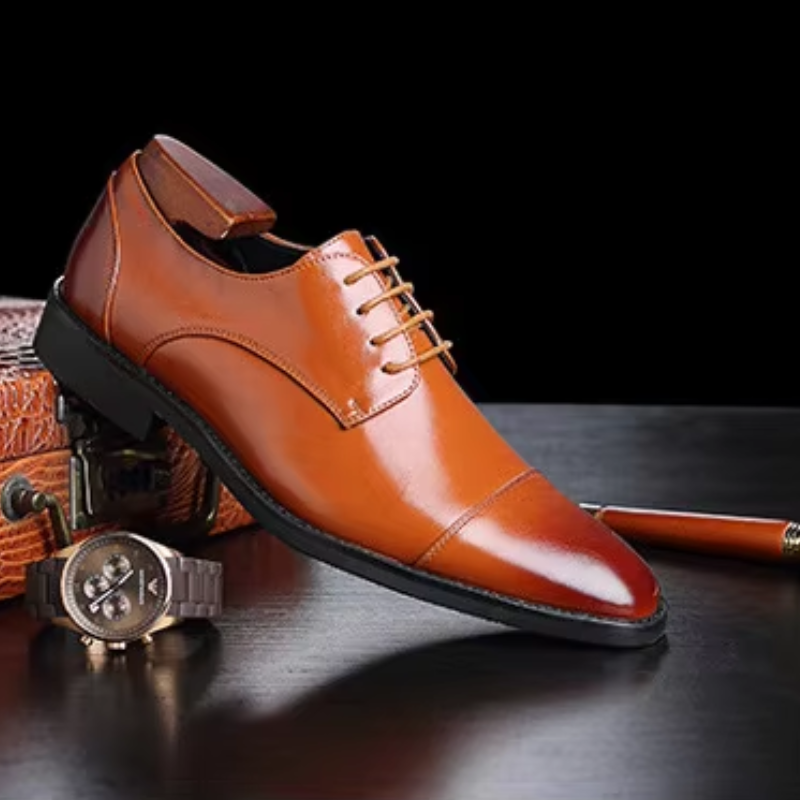 WW | Luxuriöse Leder Herrenschuhe Mit Schnürung Und Polierter Oberfläche